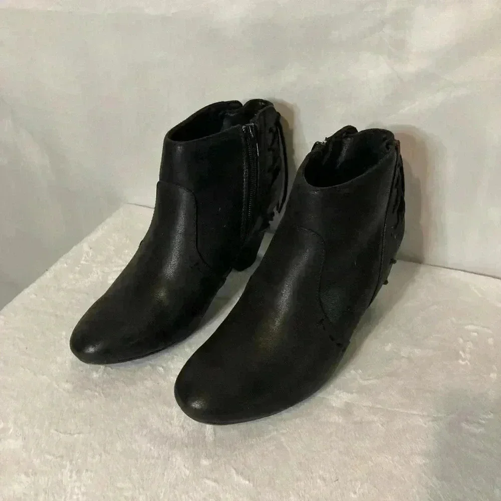 Report ankle boots